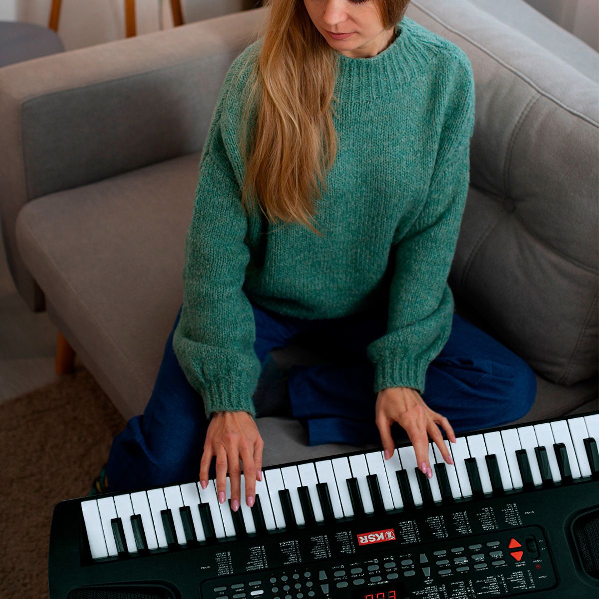 Teclado musical con 54 teclas, 100 tonos y 10 demos