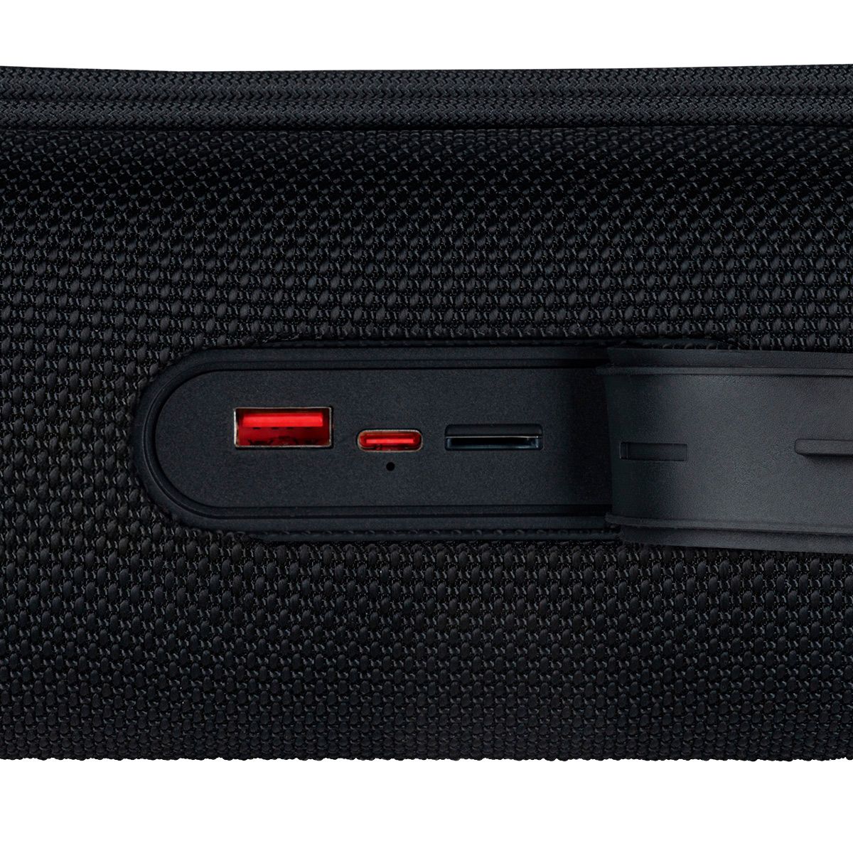 Bocina portátil recargable 22W RMS hasta 8 hrs